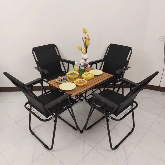 ست میز و صندلی تاشو چهار نفره چوبی و پارچه ای